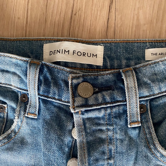 High Rise Straight Jeans - Picture 4 of 8